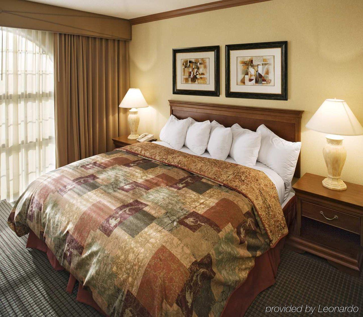 Embassy Suites By Hilton Columbia Greystone Room photo